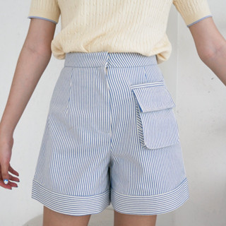 Chloe Stripes Shorts (กางเกงขาสั้นลายริ้ว) พร้อมส่ง✨