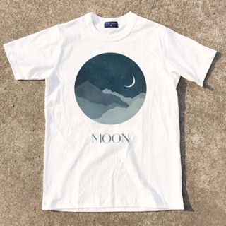 (พร้อมส่ง) เสื้อยืด MOON - ผ้า Cotton100%