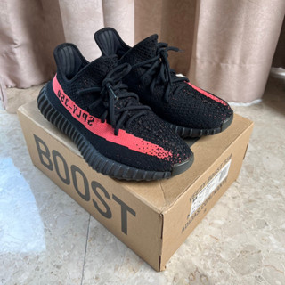 รองเท้า yeezy 350 v2 black red 37.5” มือสอง ของแท้💯% มีตำหนิกาวด้านหลังหลุด