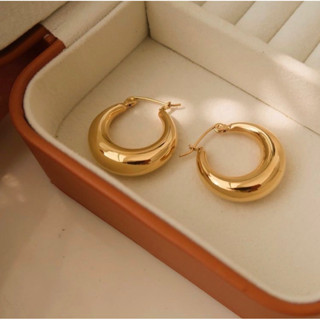 Bella hoop earrings - medium ( สินค้าพร้อมส่ง )