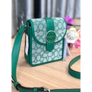 (ผ่อน0%) กระเป๋าสะพายข้าง COACH C8321 NORTH/SOUTH LONNIE CROSSBODY IN SIGNATURE JACQUARD ลายซีสีเขียว 6 นิ้ว