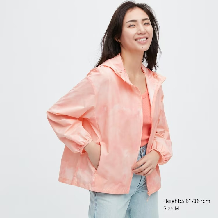 UNIQLO เสื้อฮู้ดพาร์กา กันยูวี พับเก็บได้ UV Protection