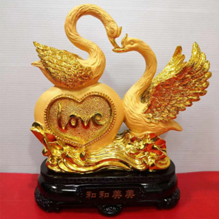 หงส์คู่ นกคู่ นกมงคล สูง 10 นิ้ว งานเรซิ่นพ่นทรายทอง ฐานสีไม้ เสริมความรัก