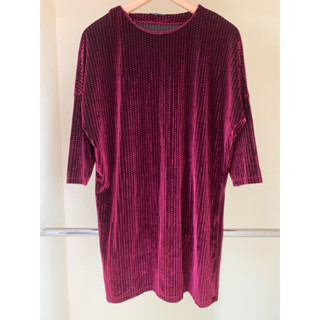 Dress กำมะหยี่ จาก Zara