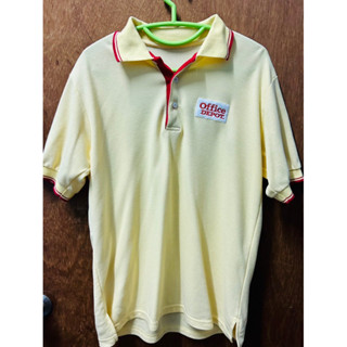 (ของใหม่) เสื้อโปโลสีเหลือง ขลิบสีแดง Office Depot (รอบอก 42 นิ้ว)