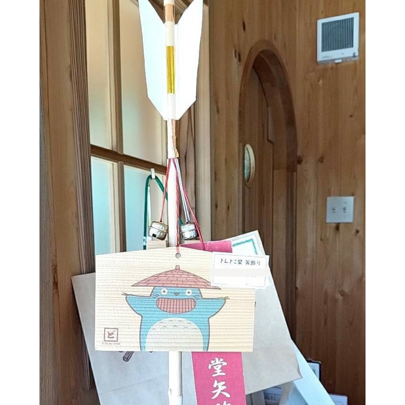 พร้อมส่ง  Ghibli Studio museum เเผ่นไม้ เครื่องรางโตโตโร่พร้อมด้ามยาว