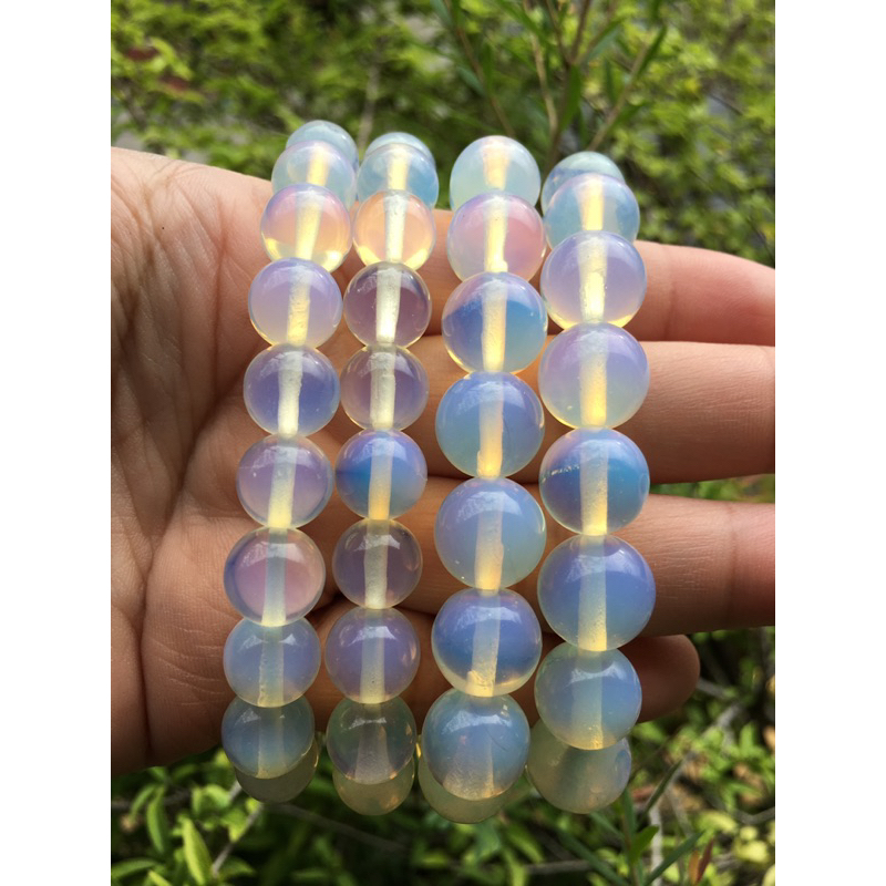 (เริ่มต้น 189) OPALITE  ข้อมือหินโอปอไลท์ เนื้อใสเหลือบฟ้าขาว มิ้ลค์กี้  น่ารักมากๆ ค่ะ