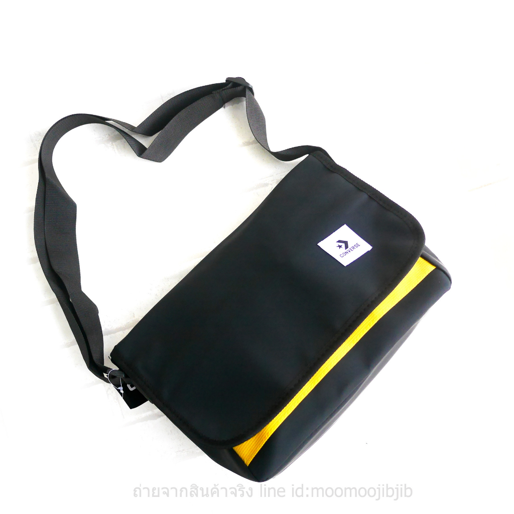 Converse Messenger สีดำด้าน หนัง pu หนา กันน้ำได้ ทรงสวย ใส่หนังสือเรียน ไอแพด สายยาว