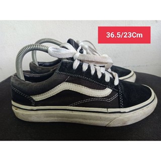 Vans Size 36.5 ยาว 23 Cm  รองเท้ามือสอง ผู้หญิง เท้าเล็ก  ผ้าใบ สวม แฟชั่น ลำลอง เที่ยว