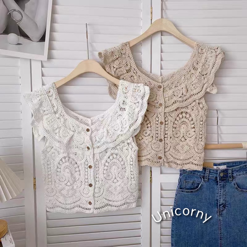 unicorny เสื้อกั๊ก ถักลายลูกไม้ กระดุมกะลา สีครีมและสีขาว ไสตล์สาวหวาน ชิคสไตล์