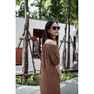 PIPA off shoulder dress Brown