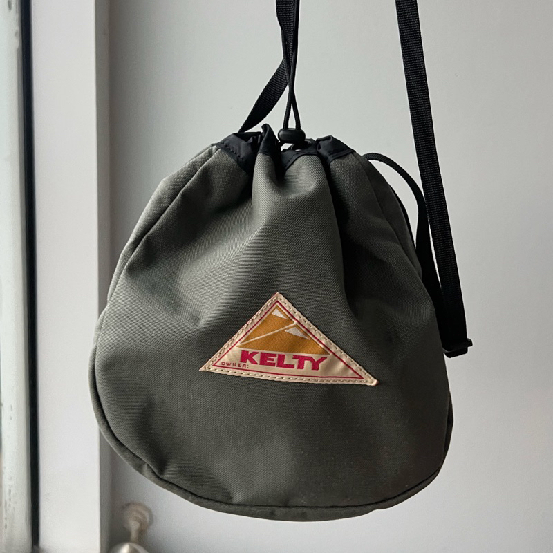 กระเป๋าสะพาย Kelty สีเขียวเข้ม สภาพดีมาก ซื้อจากโกดัง Element72