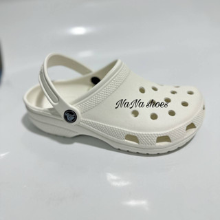 รองเท้า Crocs  classic หิ้วนอก ถูกกว่าshop  unisex ใส่ได้ทุกฤดูกาล [สินค้ามีพร้อมส่งจะส่งที่ไทย] size 36........45