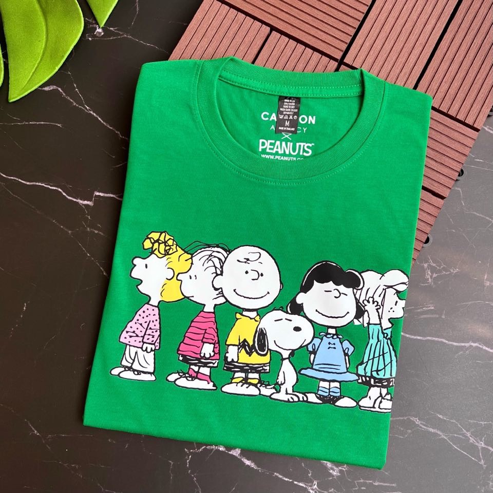 ลิขสิทธิ์แท้ เสื้อยืด Snoopy เกรดพรีเมียม ไม่หด ไม่ย้วย คอทตอน 100% มี 5 เฉดสี (คอลเลคชั่น Snoopy & The Peanuts gang)