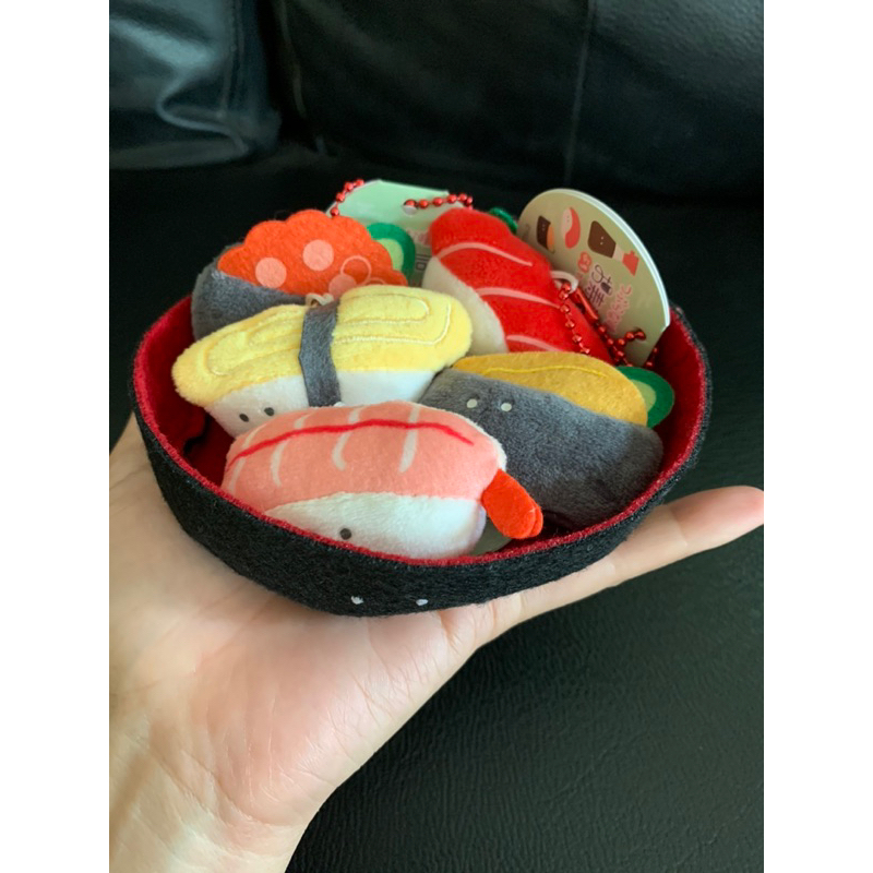 พวงกุญแจตุ๊กตาตาจุด ซูชิ small sushi keychain ไข่หวาน