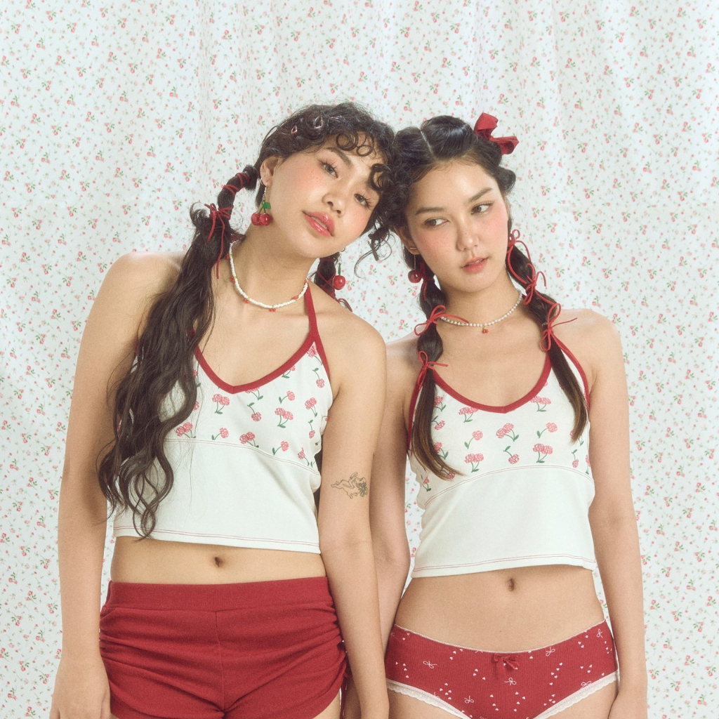 Muchacha รุ่น CHERRY BLOOM HALTER TOP