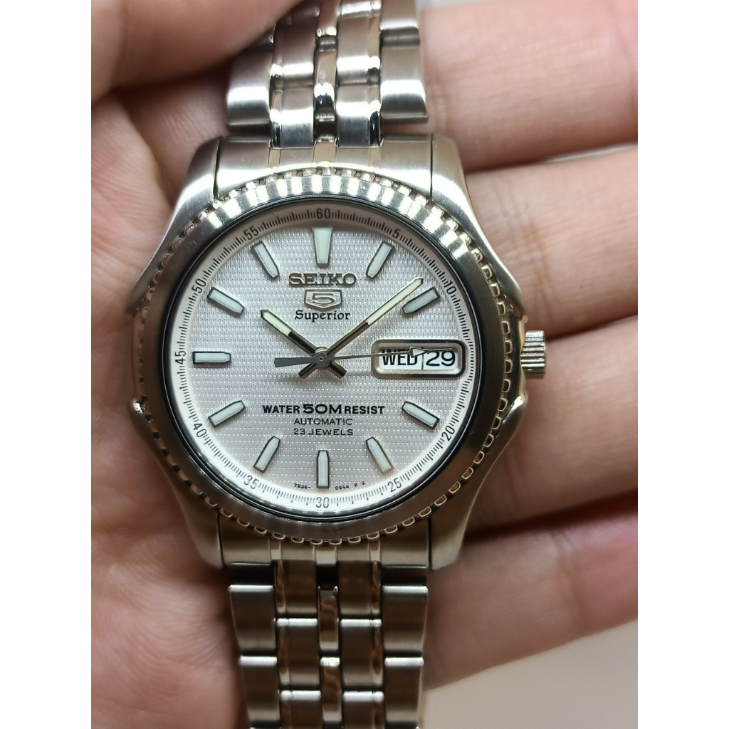 นาฬิกา SEIKO 5  Superior  Automatic