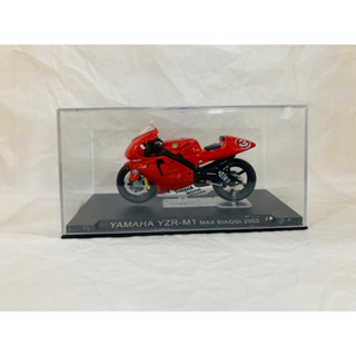 YAMAHA I XO 1:24 YZR-M1 MAX Biaggi 2002 #3 Motorcycle alloy model Car