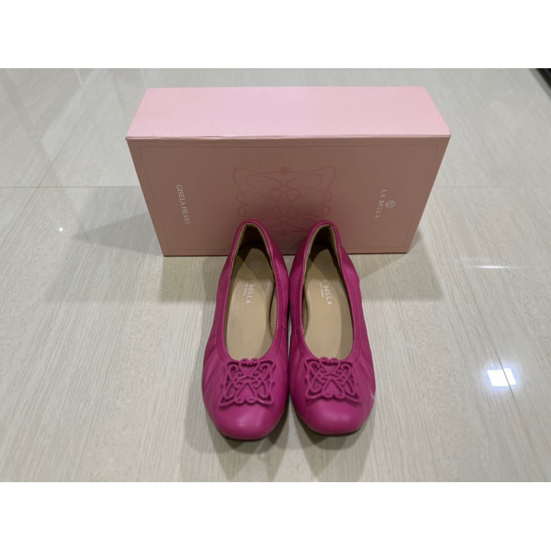 รองเท้าแบรนด์ La Bella สีshocking pink size 38