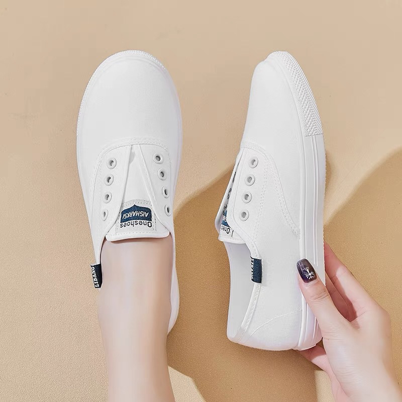 [พร้อมส่ง] รับส่วนลด 10.- เมื่อกดติดตาม รองเท้าผ้าใบ 𝐒𝐥𝐢𝐩 𝐨𝐧 ใส่สบายสุดๆ
