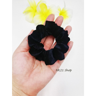 NK21 โดนัทรัดผม ไซส์มินิ หนังยางรัดผม Black Scrunchies, Velvet Scrunchies,Scrunchy,Hair accessories