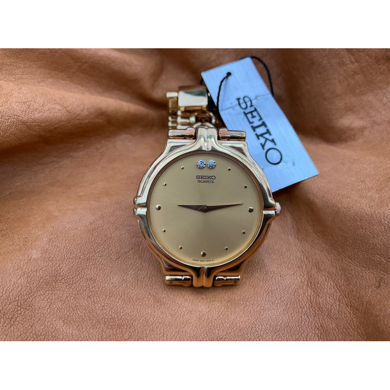 นาฬิกา Seiko เรือนทองหน้าปัดทอง ราคา 3900 บาท