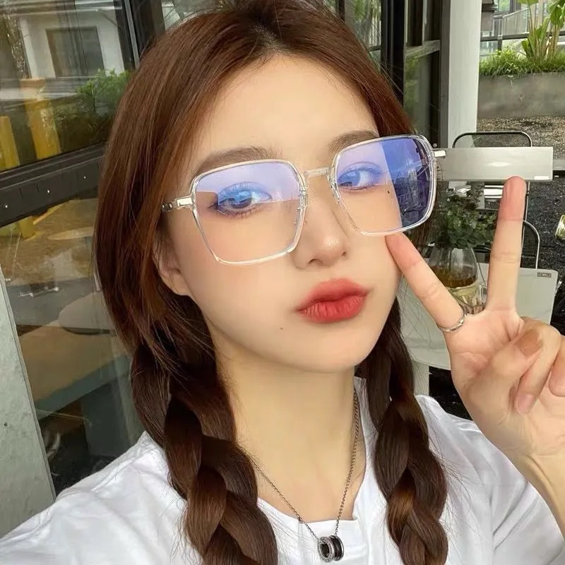 COD❤️แว่นกันแดดเปลี่ยนสีแฟชั่นเกาหลีคอมพิวเตอร์ป้องกันแสงสีฟ้ากรอบสี่เหลี่ยมใหญ่โลหะแว่นสายตาสั้นผู้ชายและผู้หญิง-a.one - รูปที่ 4