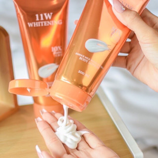 ⚡️พร้อมส่ง⚡️ 11W Whitening โลชั่น นํ้านมตบผิวกาย เนื้อเข้มข้น บางเบา ไม่เหนียวเหนอะหนะ ช่วยปรับผิวให้กระจ่างใส 200ml.