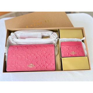 (ผ่อน0%) เซ็ทกล่อง COACH BOXED ANNA FOLDOVER CLUTCH CROSSBODY AND CARD SET CH359 กระเป๋าสะพายข้าง สีชมพู ลายซีนูน 8 นิ้ว