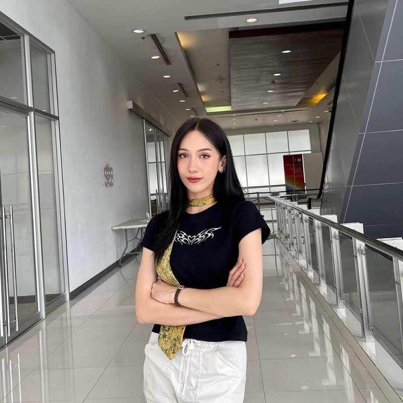 [IRISCIRCLE]🎨เสื้อยืด  Heart fire❤️‍🔥💘(Baby tee)cotton100% 📦🏷️