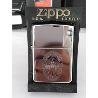 ZIPPO  นครบาล191  HIGH POLISH CHROME LASER ENGRAVE  สีเงินผิวโครเมี่ยมขัดเงาลายแบบเลเซอร  ผลิตปี1996  ของใหม่