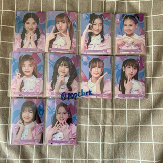 [พร้อมส่ง] BNK48 Debut Comp สุ่ม 3 ใบ รุ่น 4 วันใหม่