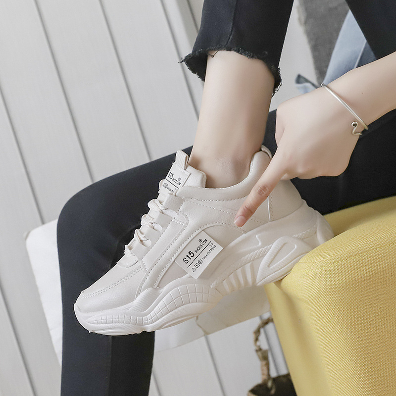 MINOSHOP 🔥สินค้าใหม่ 2024🔥 รองเท้าผ้าใบ สีขาว สีเบจ ผู้หญิง เสริมส้น 4 ซม.