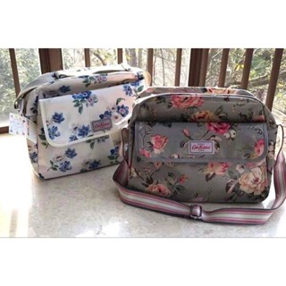 Cath Kidston  Changing bag  มี 2 สี แจ้งลายทางแชทค่ะ