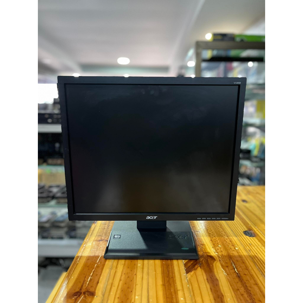 จอคอมพิวเตอร์ ACER สีดำ Black 19 นิ้ว จอ VGA DVI จอสแคว์สภาพดี คอมมือ2 คอมพิวเตอร์มือ2