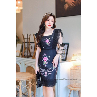 เดรสสั้น สีดำ งานป้าย ปักฉลุ lady sunshine