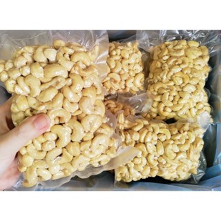 เม็ดมะม่วงหิมพานต์ดิบ "เกรดนำเข้า ไซส์ A" 500 กรัม - 1,000 กรัม (Raw Cashew Nut 500 g. - 1,000 g.)