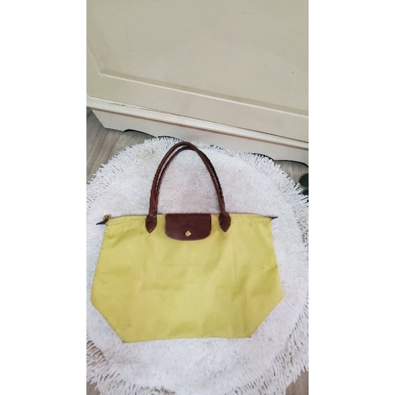 Used Longchamp size M หูยาว ของแท้ ใช้เอง