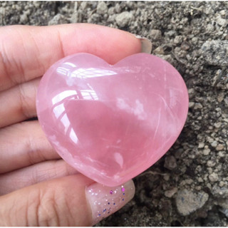 1 Pc Random Pick Natural Rose Quartz Heart Shape 4-5 cm size AAA quality Madagasca Rose Quartz Heart Shape