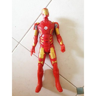 หุ่นยนต์ Iron Man ตัวใหญ่ 30 cm.(มือสอง)