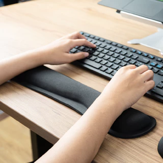 ERGOTREND Yale Keyboard Wrist Pad (ที่รองข้อมือ ใช้ร่วมกับคีย์บอร์ดเพื่อสุขภาพ)