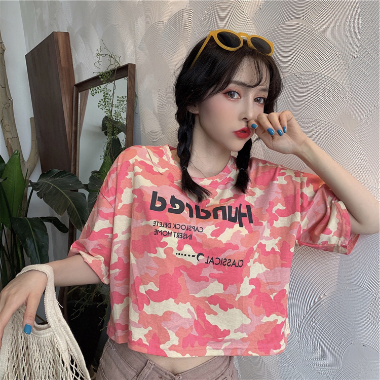 LH.Sunday พร้อมส่งมากแม่ 🔥 เสื้อผ้าแฟชั่นผู้หญิง เสื้อยืดครอปแขนสั้นสกรีนลายทหารเท่ๆ เหมาะกับแต่งตัวชิวๆสบายๆ เสื้อยืดใส่สบายผ้าดีนุ่มมาก สาวๆรีบมาตำ💥