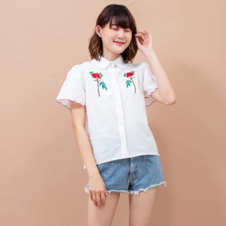 Rosie bow shirt เสื้อเชิ้ตผ้าคอตตอนผสมผ่าหลังผูกโบว์