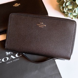 👜🥳กระเป๋าสตางค์ NEW COACH DOUBLE ZIP TRAVEL WALLET (COACH F23334)