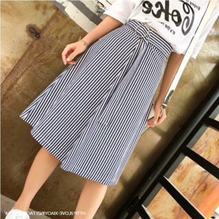 Skirt385 กระโปรงยาวลายริ้วสีขาวกรมซิปหลังผ้าโพลีเนื้อดีใส่สบาย มีเข็มขัดผ้าเข้าชุด