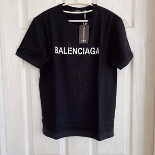 เสื้องานพรีเมี่ยม Balenciaga size M อกถึง 40 ใส่สวยๆ เลยคร้าา