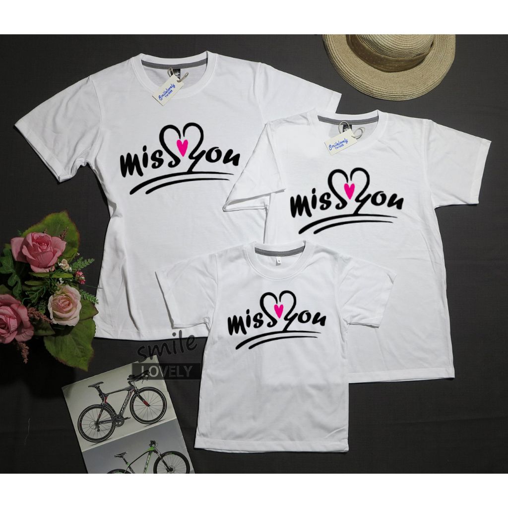 เสื้อยืด คู่รัก ครอบครัว T-shirtสไตล์unisex ราคาต่อตัว ขนาดเสื้อดูในรายละเอียด ผ้าคอทต้อนแท้ใส่ไม่ร้อน MissYou