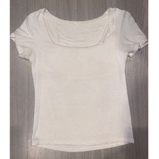 เสื้อคอเหลี่ยม ผ้าเรย่อน ตรงอกเย็บผ้าสองชั้นไม่บาง
