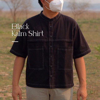 Black Kalm Shirt เสื้อผ้าฝ้ายคอจีน Unisex (ks01)