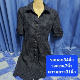 เสื้อเชิ้ตลายจุดสีกรมท่าน้ำเงิน เสื้อคอเต่าแขนยาวสีเหลือง ไหมพรม มือสองราคาถูก